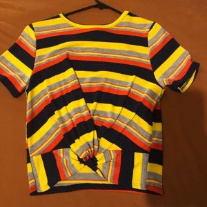 Colorful striped tshirt with a twist in the front
